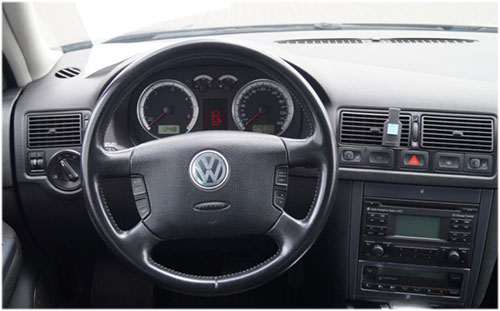 VW T5 Lenkradfernbedienung mit Autoradio Einbauset Doppel DIN VW Golf IV Lenkradfernbedienung mit Autoradio Einbauset 1 DIN VW Golf IV Radio 2003