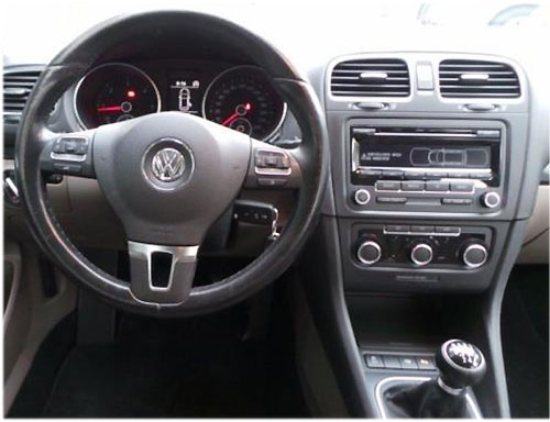 VW-Golf-VI-Variant-Radio-2010 VW Golf VI Variant Autoradio Einbauset mit Antennen Diversity VW Golf VI Variant Autoradio Einbauset mit Antennen Diversity VW Golf VI Variant Radio 2010