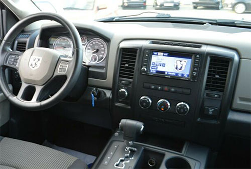 VW T5 mit Delta Radio Lenkradfernbedienung Radioeinbauset 1 DIN Dodge RAM mit Lenkradfernbedienung Radioeinbauset 2 DIN Ram Radio